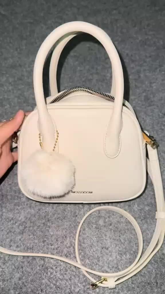 tas selempang wanita/tas fashion wanita
