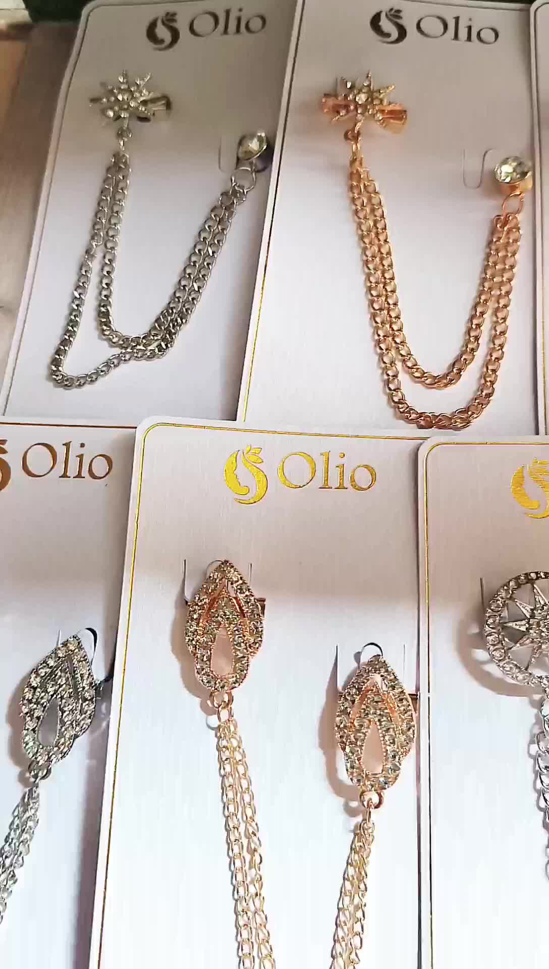 Aksesoris Bros Rantai Kebaya dan Bros Beskap Pria Lapel Pin Bros Clips Elegan untuk Penampilan Formal - Hadiah