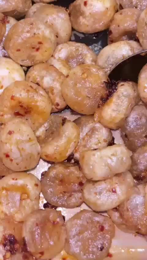 Cipak Koceak Isi 50 Sambal Chili Oil - Makanan Pedas dan Gurih dengan Rasa Khas - Cireng, Frozen, Odeng, Baso, Pentol