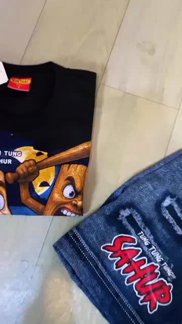 BAJU ANAK CEWEK COWOK MOTIF ANOMALI TUNG TUNG SAHUR SETELAN ANAK LAKI LAKI DAN PEREMPUAN MOTIF ANOMALI TUNG TUNG SAHUR USIA 1-10 TAHUN Fashion Katun Parsel