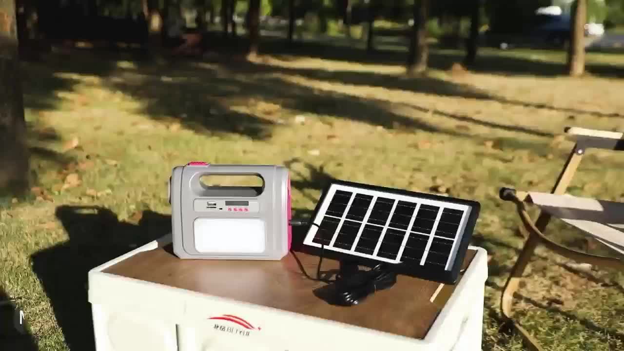 AOKI Solar Power System Tenaga Surya Multifungsi dengan Pemutaran Audio, Bluetooth, Radio, dan Power Bank