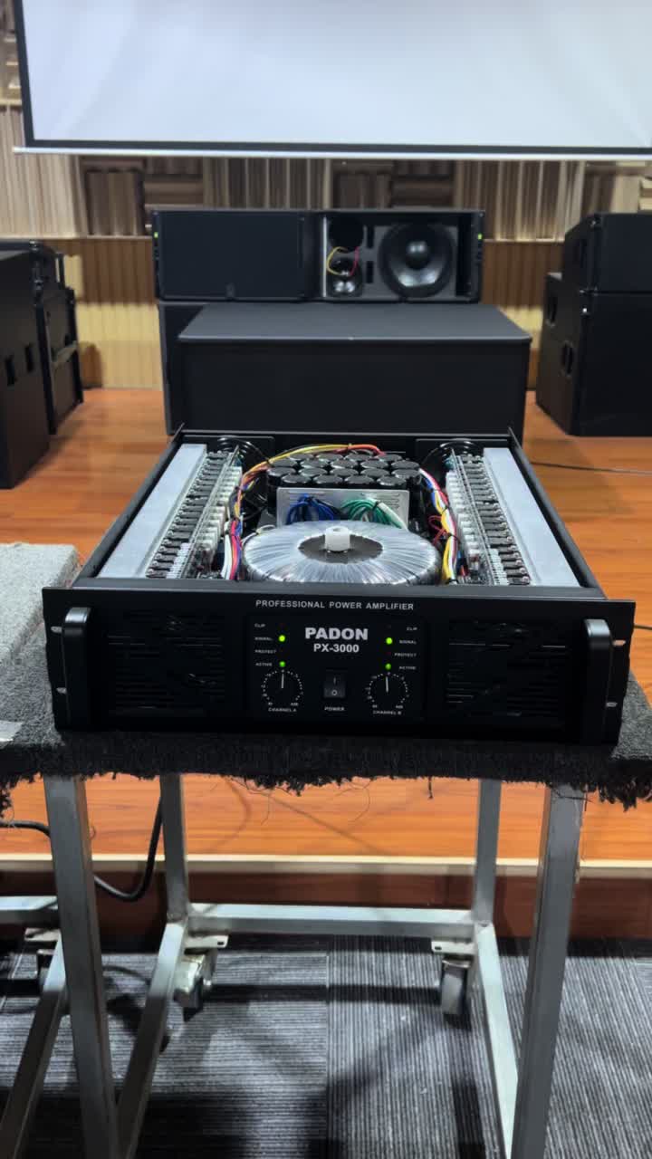 Daya tinggi, amplifier profesional, dua saluran, kelas H, amplifier daya, DJ， 8 ohm 3000 watt * 2