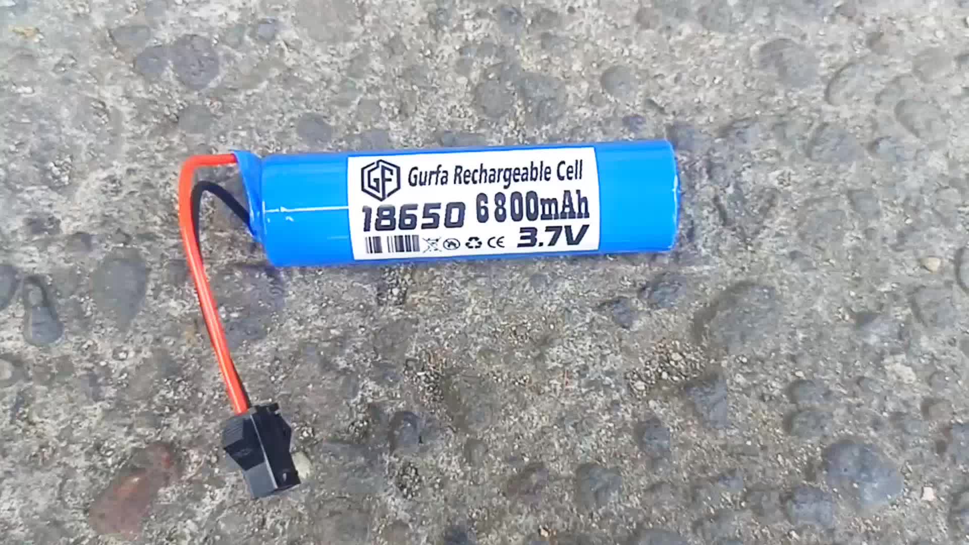 Baterai Mainan Anak RC / Dan Alat Elekronik Lainnya 1X 18650 6800mAh 3,7V SOKET HITAM 2 PIN