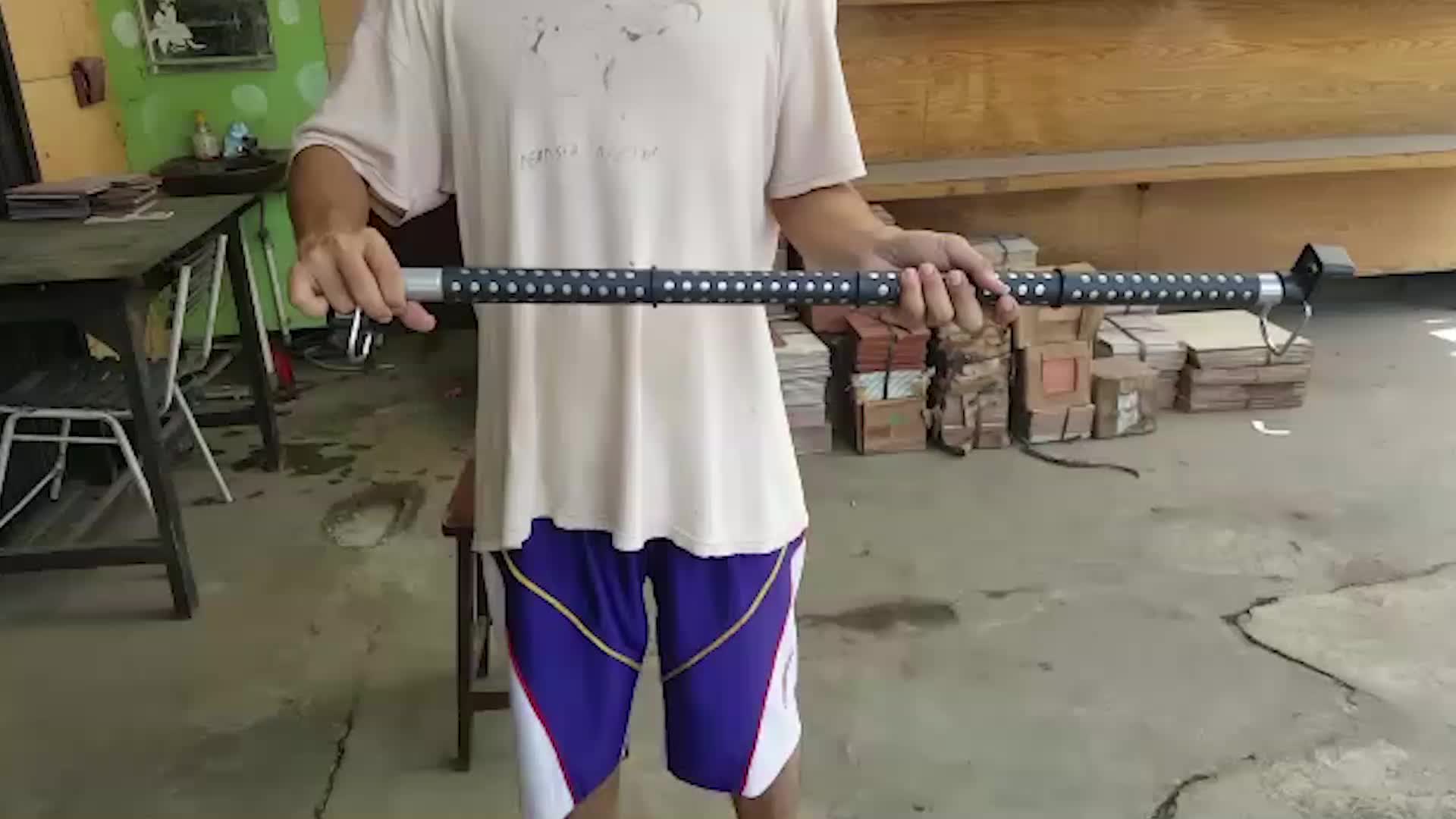 gantungan baju mobil expandable (car hanger bar)