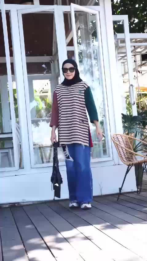 Top Blouse Kaos Batwing Oversize Combed 24s Wanita Stripe