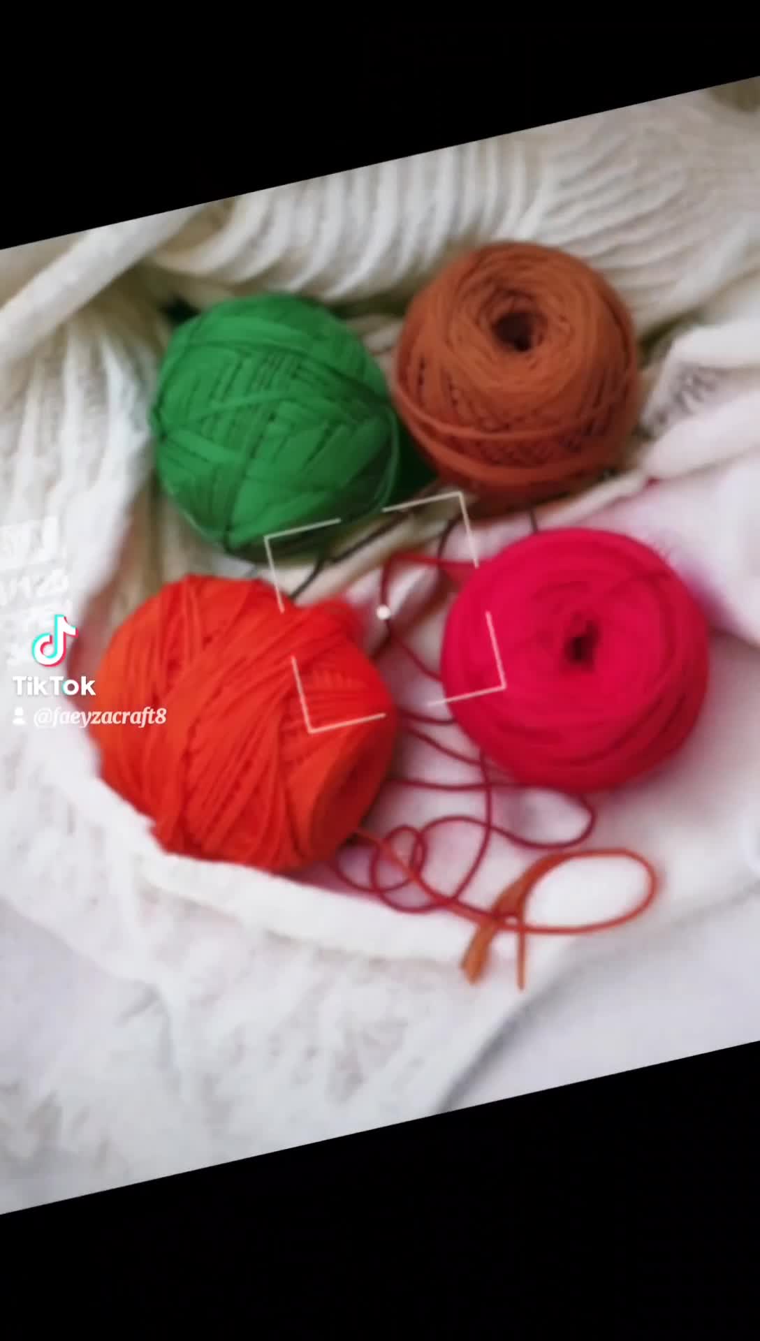 Handmade Ganci Rajut Mini Kura-Kura Bisa Request Warna Hadiah Kunci Desain Unik Dengan Benang Polychery Cocok Untuk Penggunaan Pribadi Dan Hadiah Istimewa