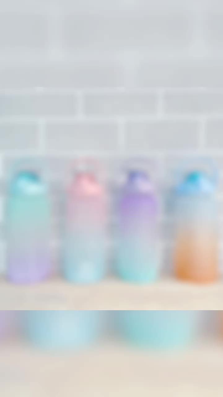 Heyy Store Botol Minum Viral 2 Liter Ungu Botol Minum Jumbo 2000ML dengan Penanda Waktu & Sedotan Silikon Anti Bocor untuk Kesehatan Badan - Water Minuman Bottles Kitchenware