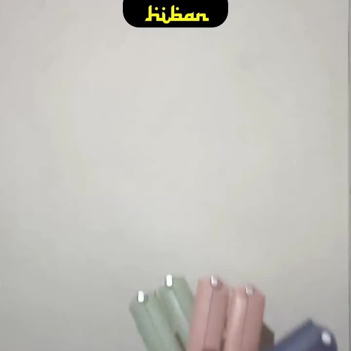 Gantungan Baju Mini Portable Perlengkapan Haji dan Umroh - Model Terbaru