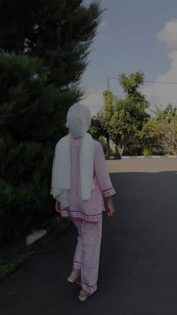 Rara Set Anak Tanggung Usia 10-12 Tahun