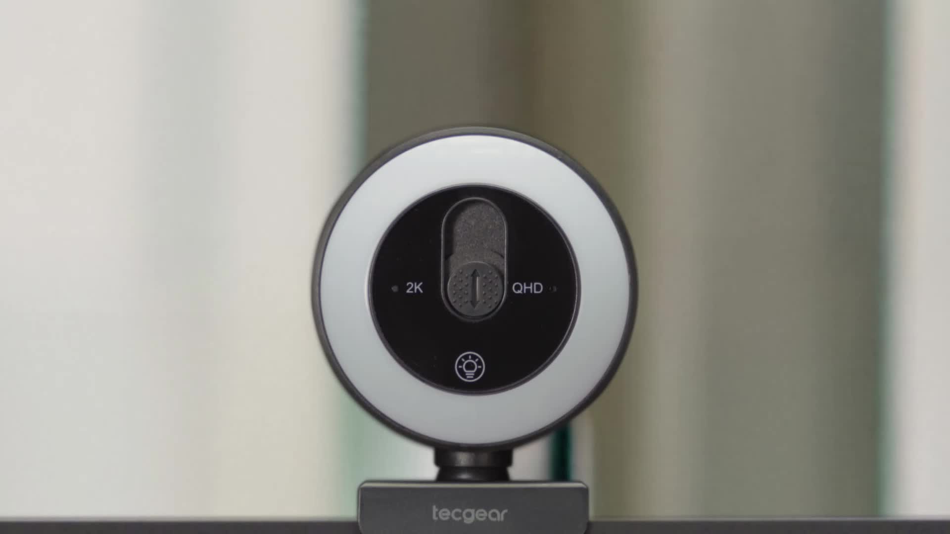 Sentinel Glo, 2K Webcam with Ring Light, Built-in Privacy Shutter, Auto Focus QHD Resolution Privacy Lens Cover, Built-in Microphone Computer