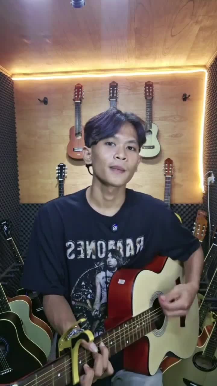Gitar Akustik Tanam Besi Pemula