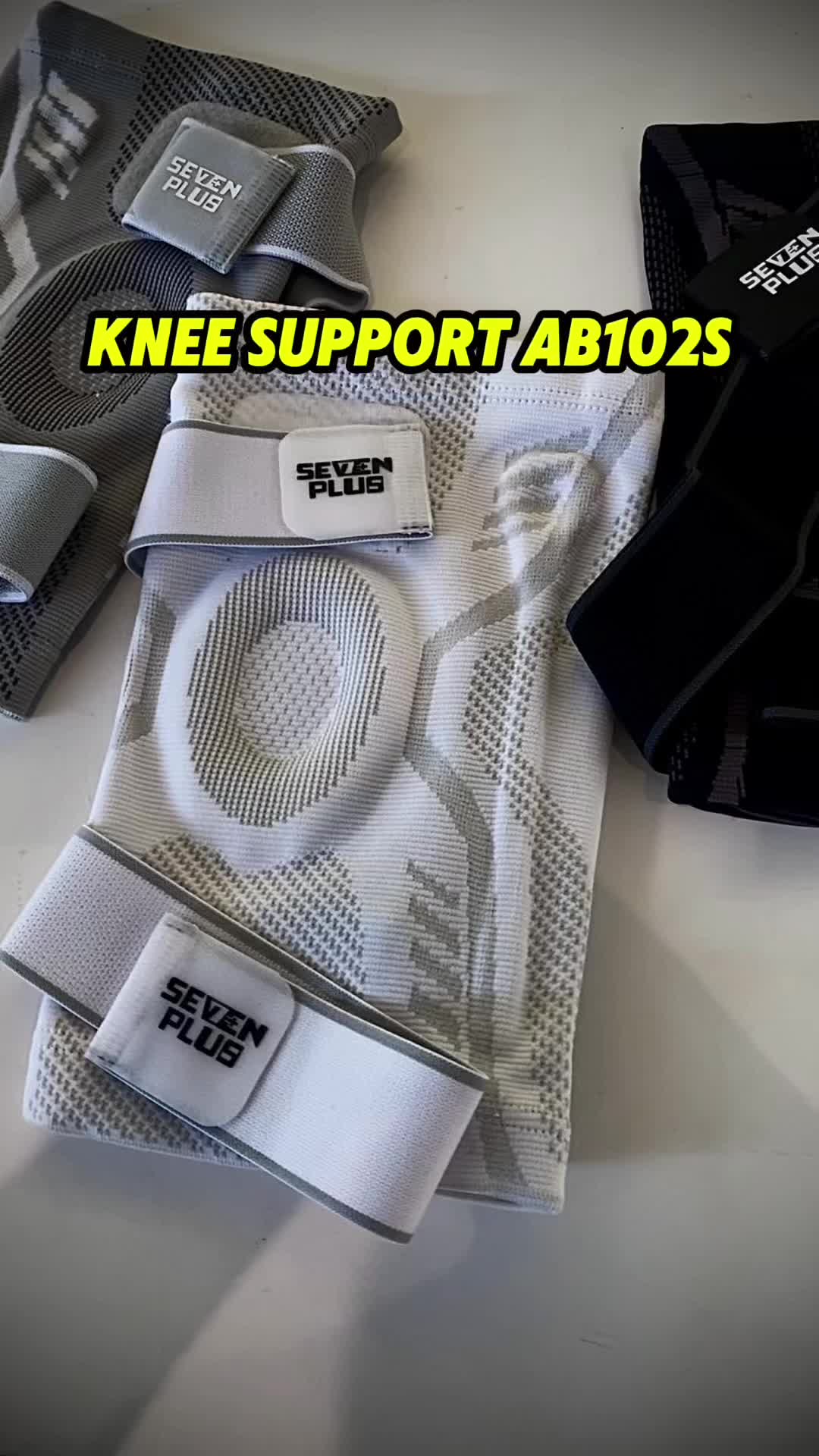 SevenPlus Deker Pelindung Lutut Extra Patella Gel - Spring - Strap / Knee Pad Basket Badminton Voli Futsal Bola Deker Olaraga Deker Lutut Knee Support Dekker Lutut Knee Brace Knee Protector alat terapi nyeri lutut Kneepad berkualitas premium
