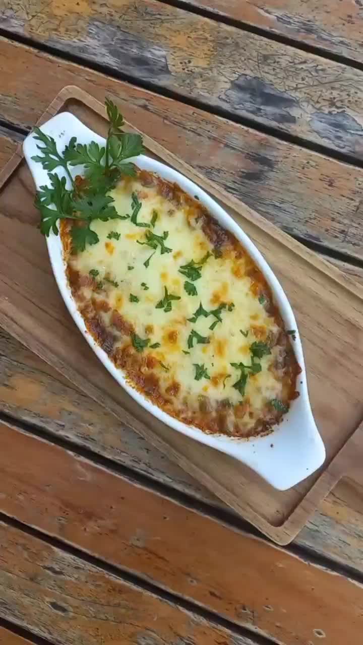 Beef Lasagna dengan cita rasa Italia Creamy dan Gurih