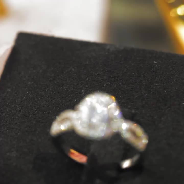 Roystone_Moissanite Cincin Wanita Original Sertifikat GRA Silver925 Lapis Emas18K_Clara Ring