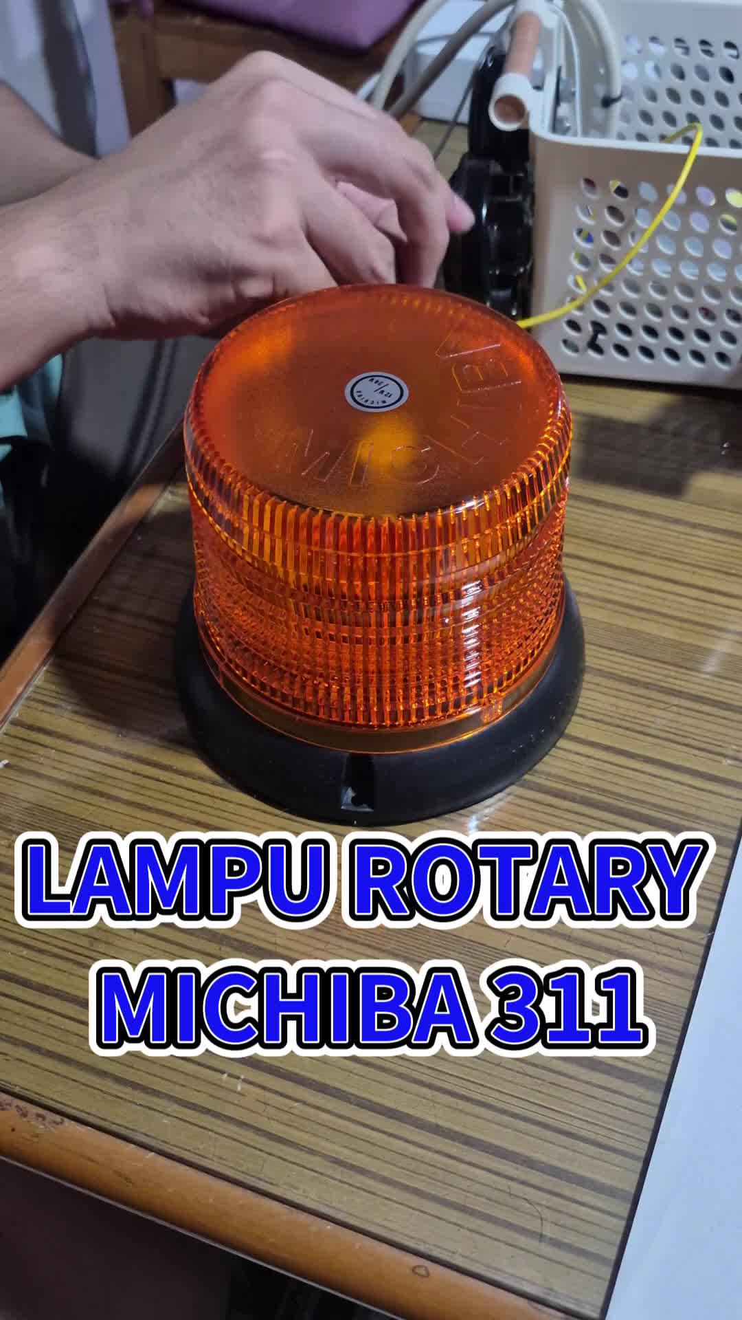 Lampu Emergency Rotary Blitz Michiba 12-24V Lampu Strobo Truk Mobil Magnet Pendek 331 - Zerieszeroshop Car
