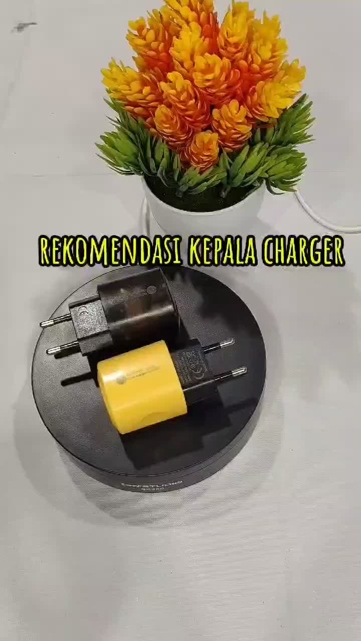Pengisi daya super cepat 20W Adaptor pengisi daya ponsel USB antarmuka ganda 2-in-1 pengisi daya ponsel cocok untuk tablet Apple Huawei oppo Xiaomi vivo colokan pengisi daya cepat Tipe-c PD colokan multi-port pengisian daya cepat