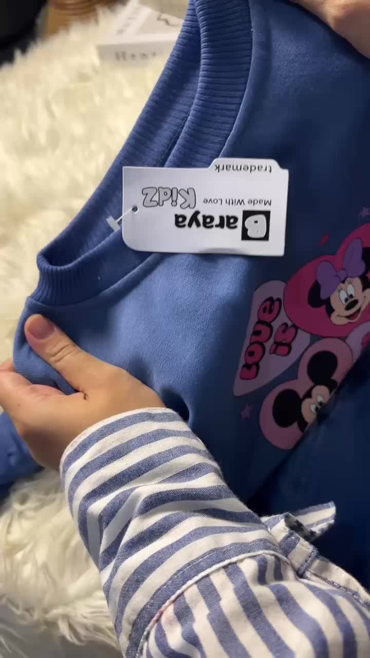 Sweater Anak Perempuan Model Love is Magic Crewneck Anak Cewek Minnie Mouse Usia 1-8 Tahun - Bahan Fleece Tebal