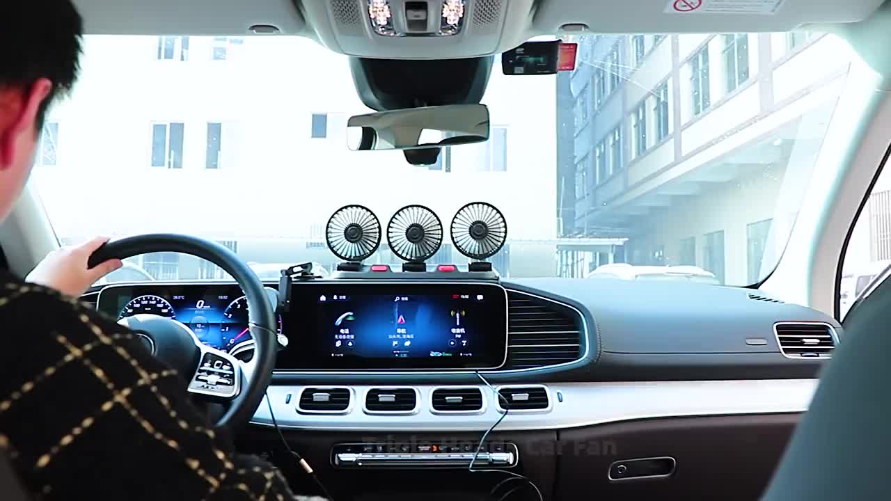 Kipas Angin Dashboard Mobil 12V/24V dengan Tiga Kepala Blower Super Dingin Car Kendaraan Simple