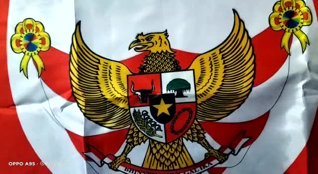 umbul umbul merah putih gelombang