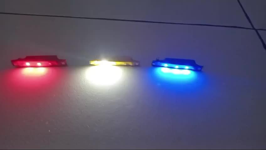 Lampu nyala rotator nyala atau strobo nyala