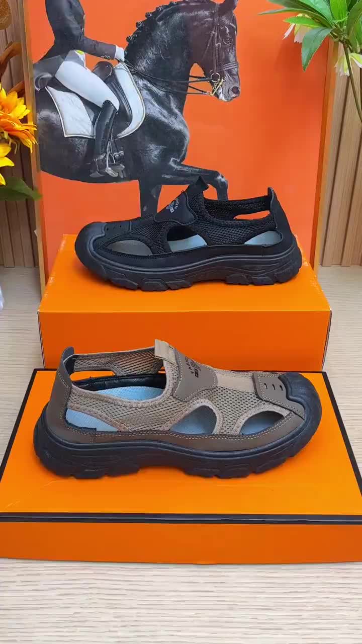sandal cowok keren sandal pria keren sepatu cowok dewasa Sendal Cowok Sepatu Slip On Santai Pria Sneakers Cowok dewasa Anti Slip Kasual Karet