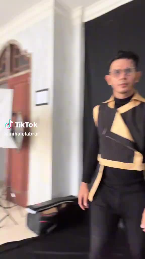 Vest Tanpa Lengan Motif Oen Kaye Kombinasi Golden Mocca By Mihalul Abrar  0059- Vest Unik - Pria - MC - Wo - Singer - outer - Gold - Gong