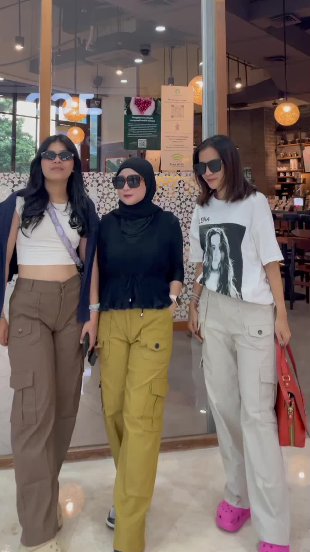 ZULO- Celana Cargo  Wanita Soft Jeans  Stretch Muat BB50KG Sampai  BB100KG   Melar (Max BB 100KG)  Celana Cargo Panjang
