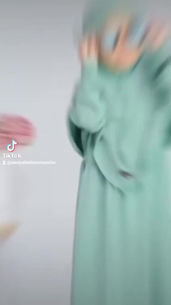 Gamis Muslim Anak Sekolah Sudah Satu Set Kerudung Bahan Crinkle Adem Dan Nyaman