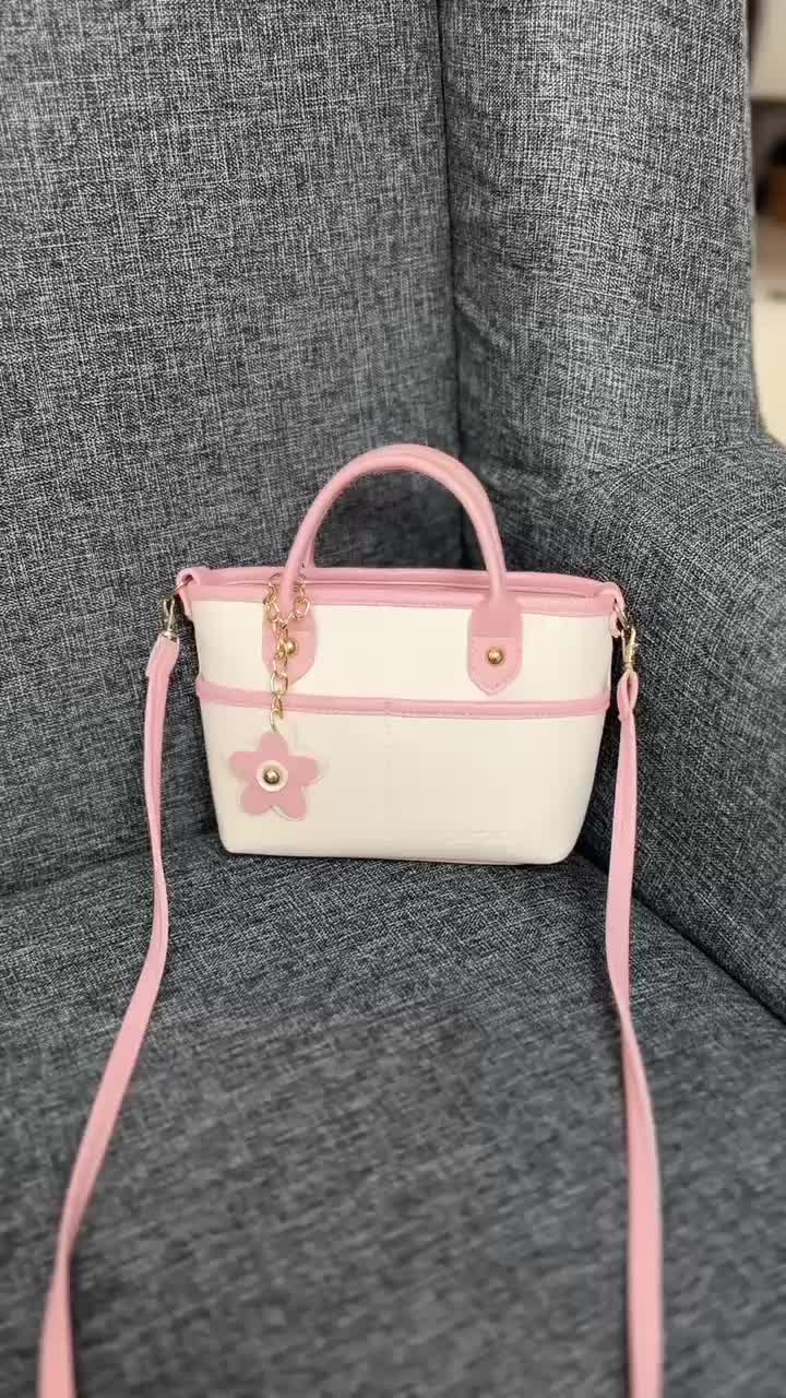 HARUKA Tas Selempang Wanita Mini Quena Desain Unik Kapasitas Cukup Cocok untuk Ponsel Gaya Sehari-hari Tas Lucu dan Menarik Muat HP Stylish Versatile