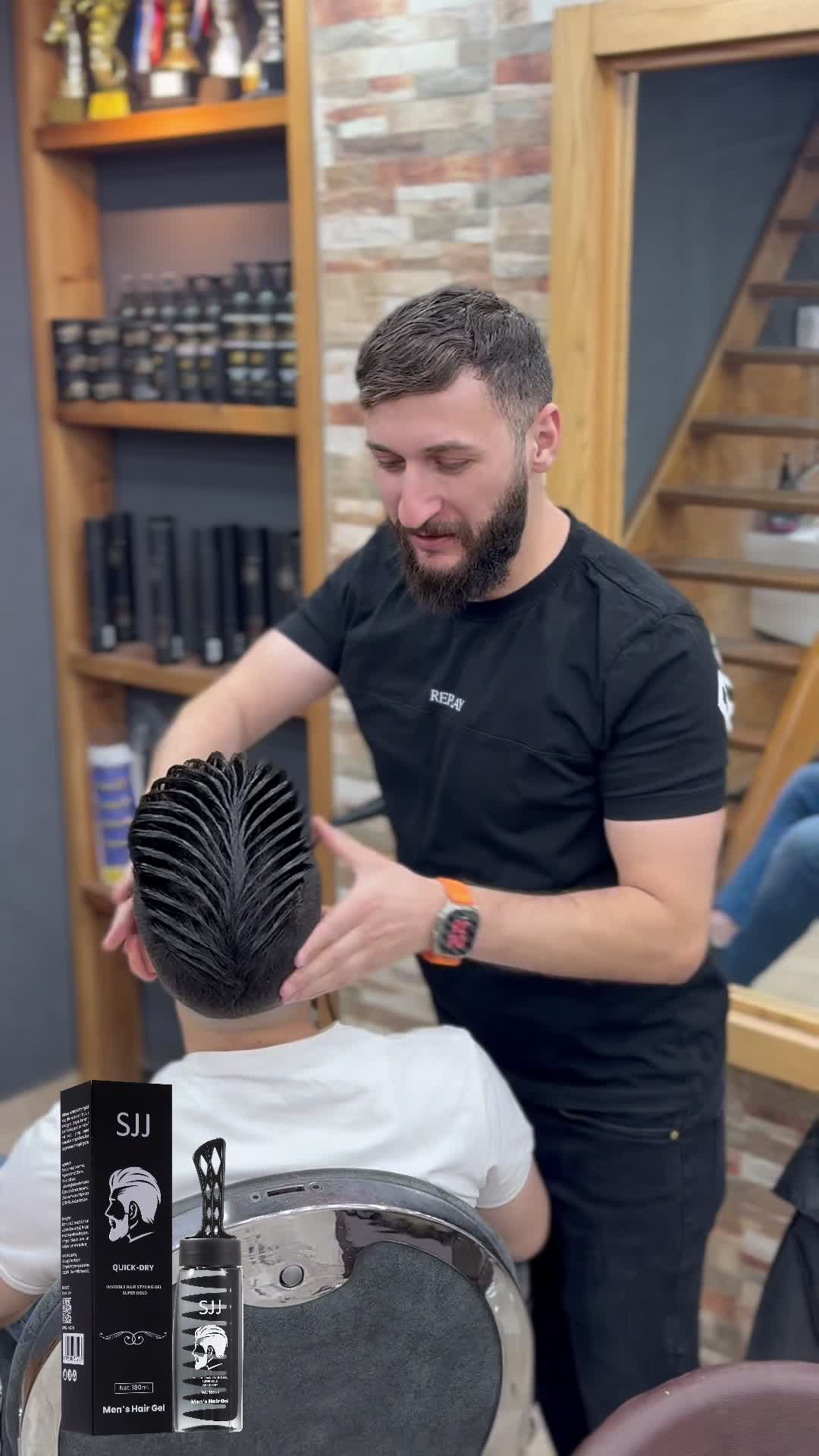 SJJ Spray Rambut Tinggi dengan Minyak Esensial Kayu Cendana, Menghasilkan Aroma Elegan Anti Kelembaban dan Panas Perawatan Rambut dengan Tumbuhan Alami Pengikatan Cepat dan Bersih Pengikatan untuk Perjalanan dengan Sepeda Motor Pria Mousse Meluruskan