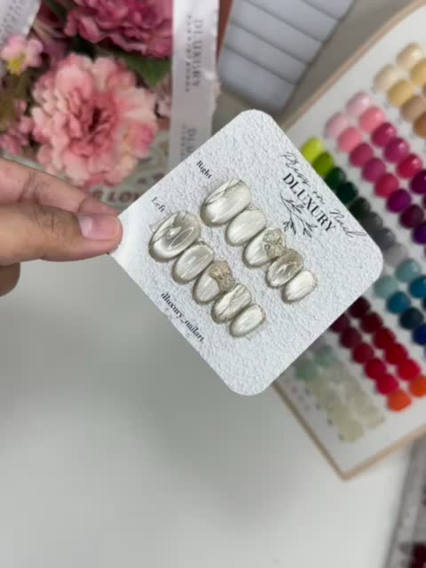 Press on nail Lousie Soft nude Cateye ||Pita & Chrome
