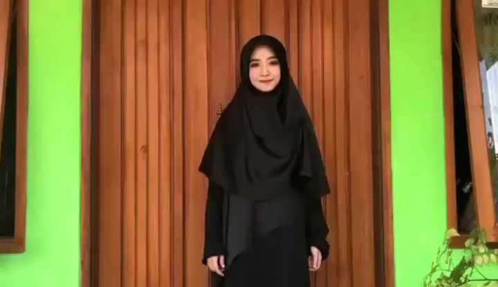 ( VIANTIKA ) Hijab Adiva Segi4 Jumbo Maxmarra