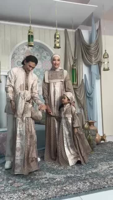SET ROYAL RAYA SERIES BY MOTIF HAWA