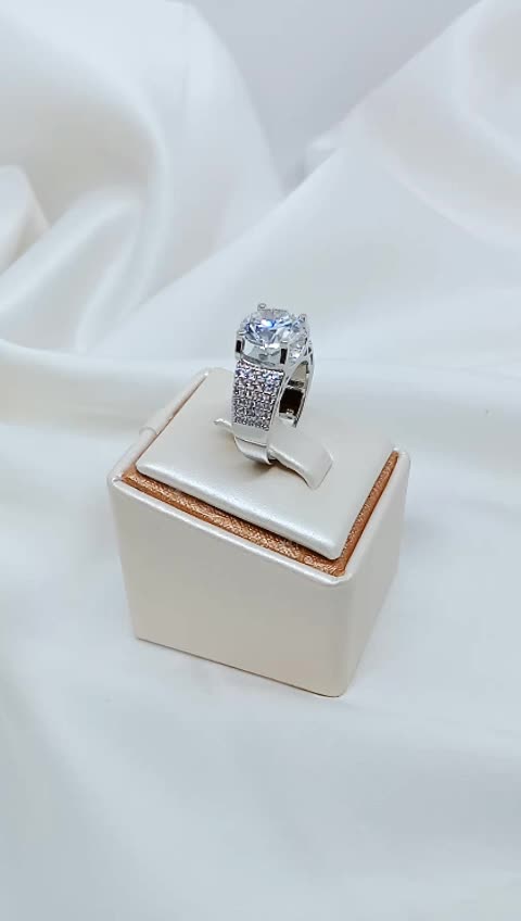 Cincin Pesta Wanita Elegan Model Mata Tunggal Solitaire Rings