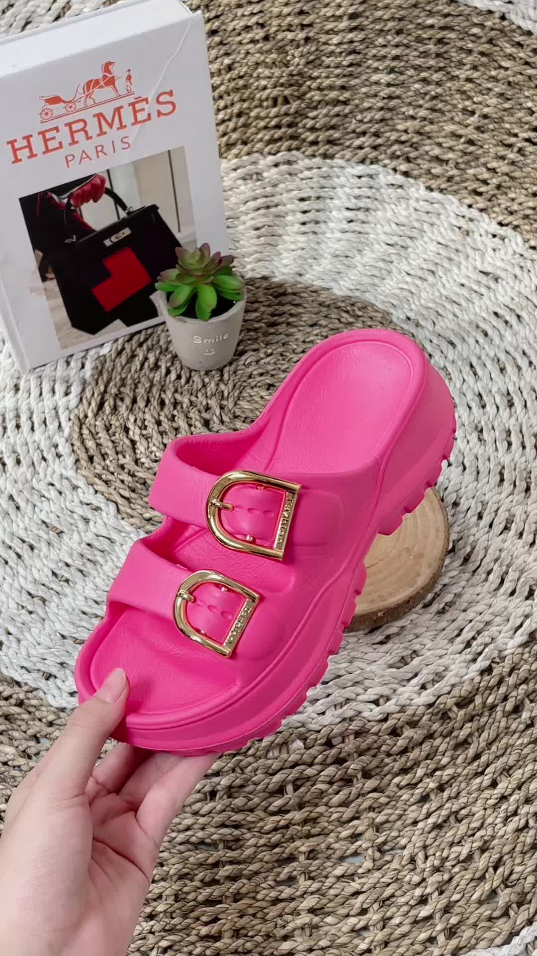 Sandal Wedges 720T Anak Model Selop Strip Kekinian Sandal Anti Slip Anti Licin Fashion Kaki Karet Sepatu