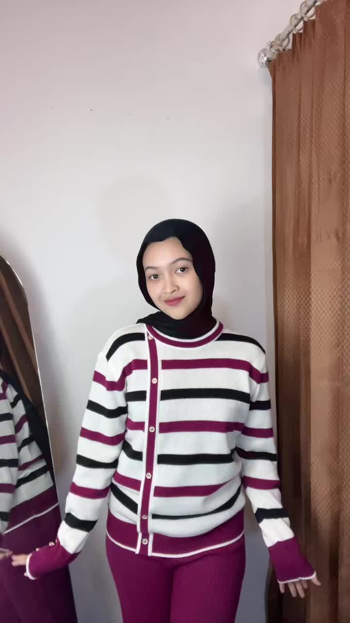 NASYA Oneset Sweater Rajut Wanita Crewneck Lengan Panjang Variasi Kancing Samping Setelan Celana Kulot