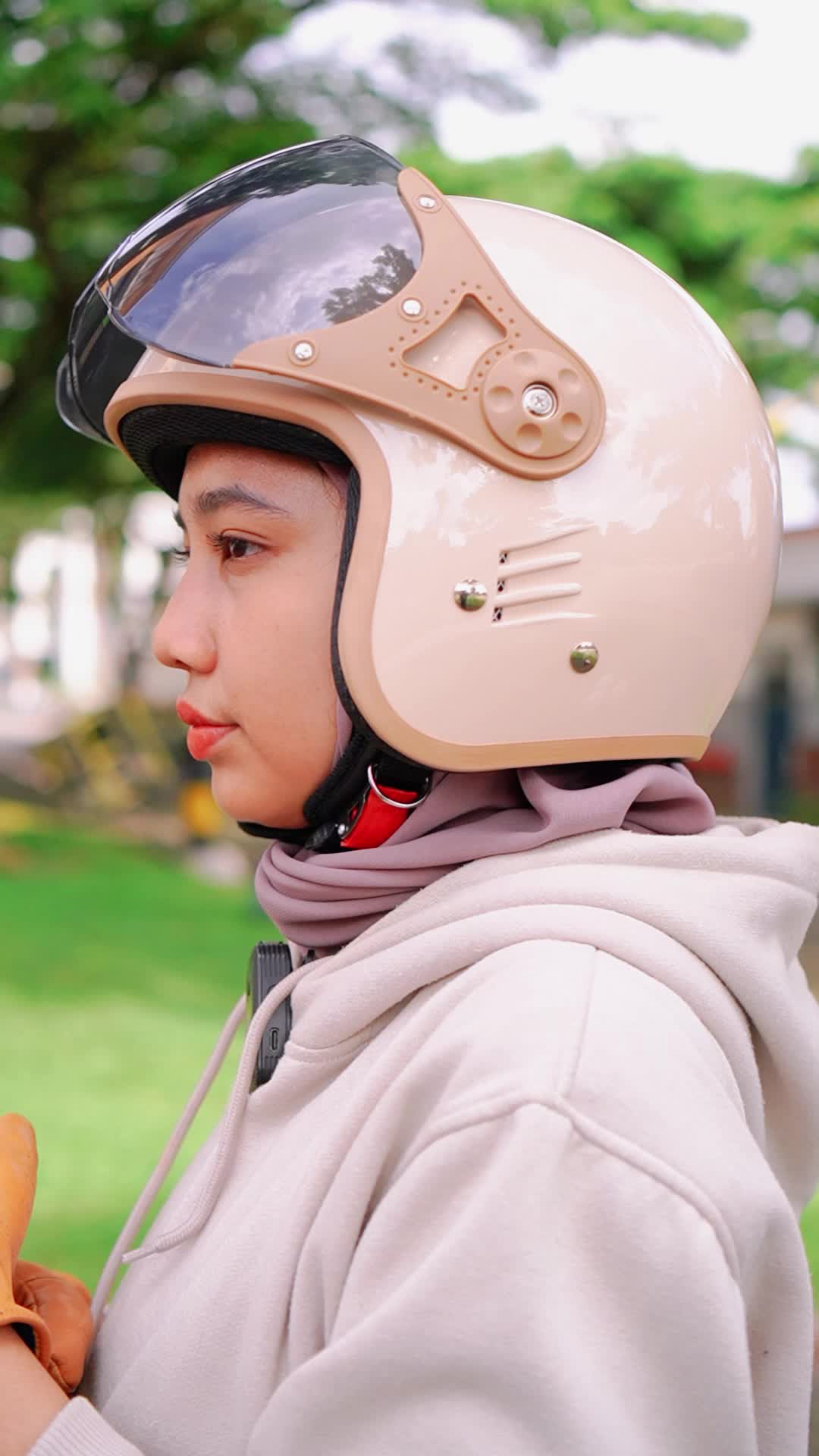 Helm Cewek Bogo Bipplast Retro BRH 1 FANTASY Hijab Friendly Half Face Helem Wanita Cepol SNI Motorcycle Visor