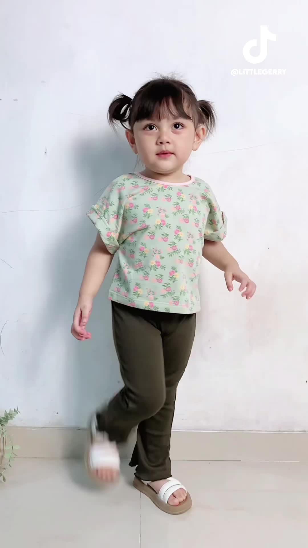 Little Gerry - Celana Legging Curly Anak Perempuan Legging Rib Premium 1-7 Tahun Celana Leggin Kriwil Celana Legging Kasual Anak Bayi Premium