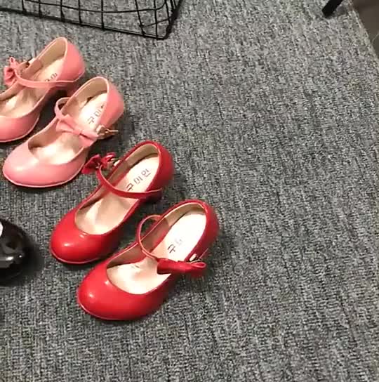 sepatu anak perempuan hils terbaru / sepatu anak perempua untuk umur 2-9 tahun / sepatu hils anak perempuan style terbaru / sepatu lebaran anak perempuan / sepatu anak perempuan pesta / sepatu anak perempuan murah / sepatu anak perempuan Empuk di Kaki