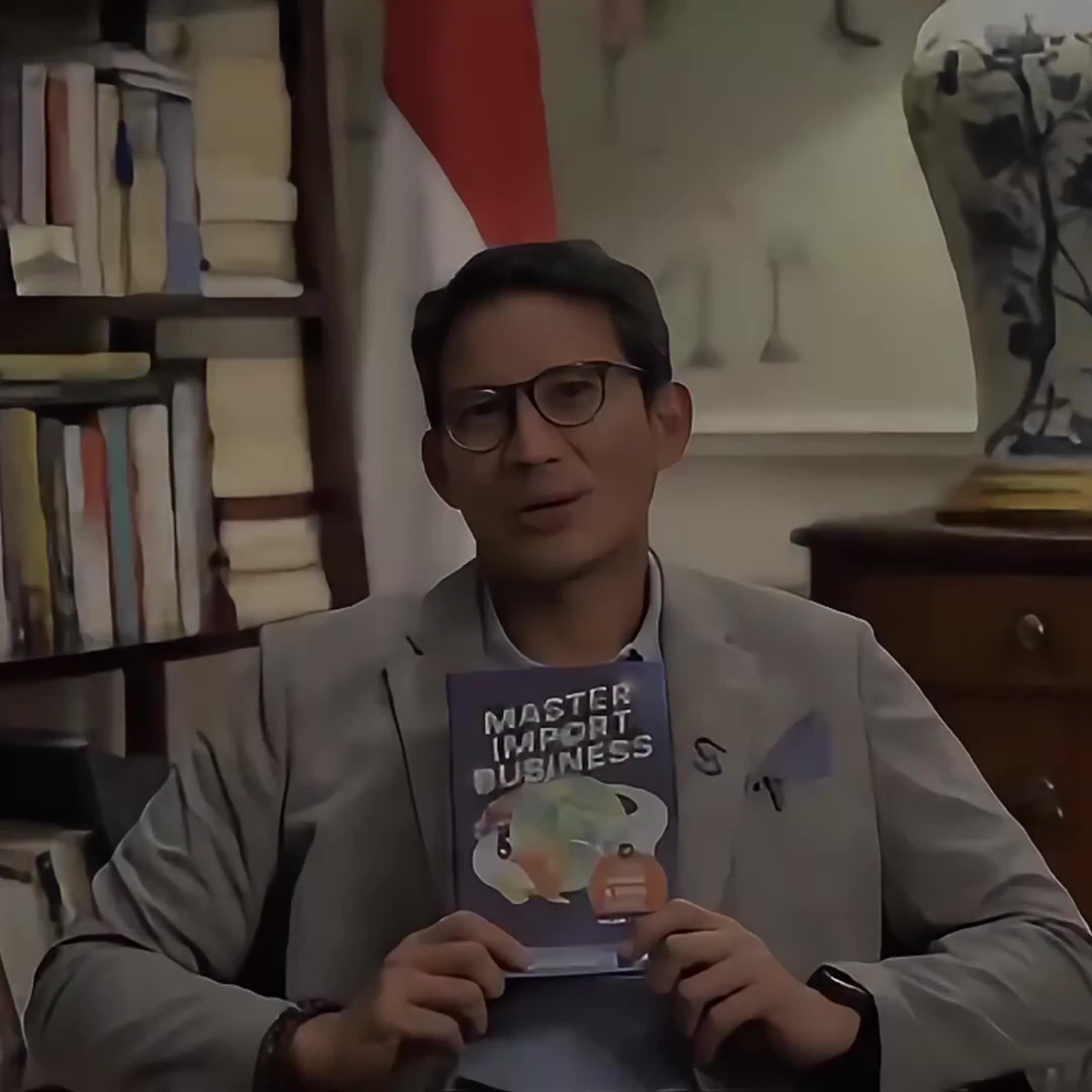 MASTER IMPORT BUSINESS - Buku Mudah Belajar Impor dan Bisnis untuk Pemula (Recommended by Sandiaga Uno)