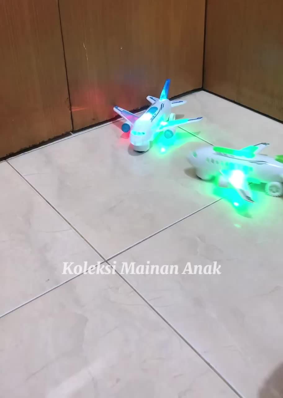 Mainan Anak Pesawat Terbang Umroh Airbus A380 Bump And Go Airplane Lampu Suara Islami