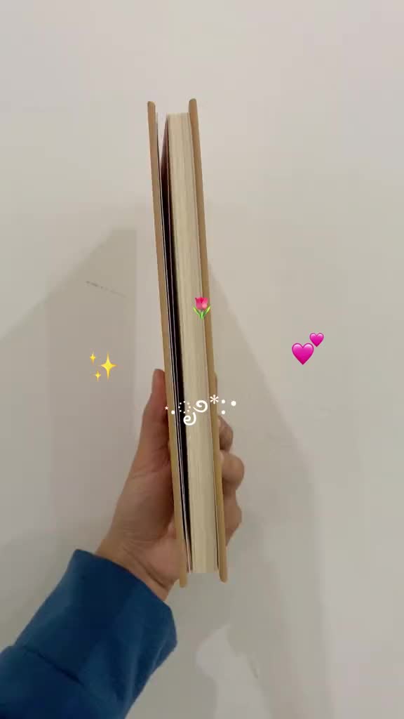 Buku Tentang Semua yang Ada di Bumi - Aesteuticc