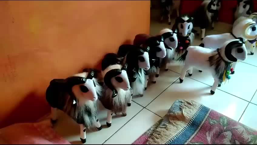 MINIATUR TOY DOMBA TANDUK MEWAH BERKUALITAS MAINAN TRADISIONAL