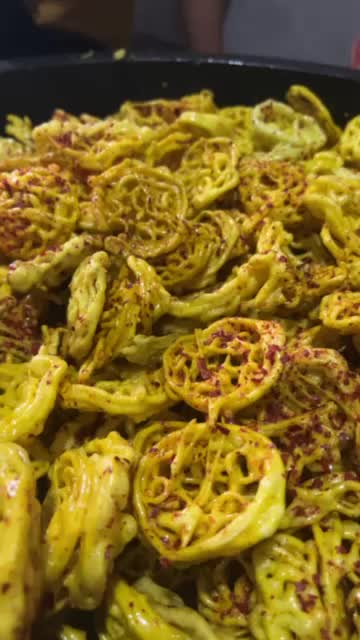 Kerupuk Mie Jupe Sebring Pedas Gurih Enak jajanan kekinian cemil an