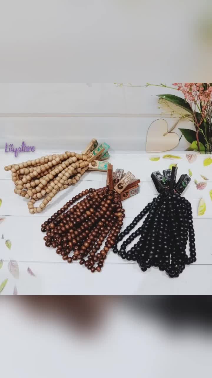 TASBIH KAYU ISI 33 PCS DAN 99 PCS SOUVENIR HAJI DAN UMROH BISA UNTUK DIBAWA TRAVEL DAN DIPAKAI SEGALA UMUR ANAK REMAJA HINGGA DEWASA BAIK LAKI LAKI PRIA MAUPUN PEREMPUAN WANITA PREMIUM
