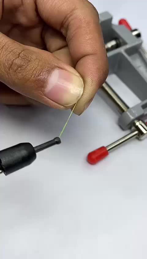 Ragum Tanggem Mini untuk Jepit Mata Kail DAN BOBBIN ASSIST HOOK untuk memancing