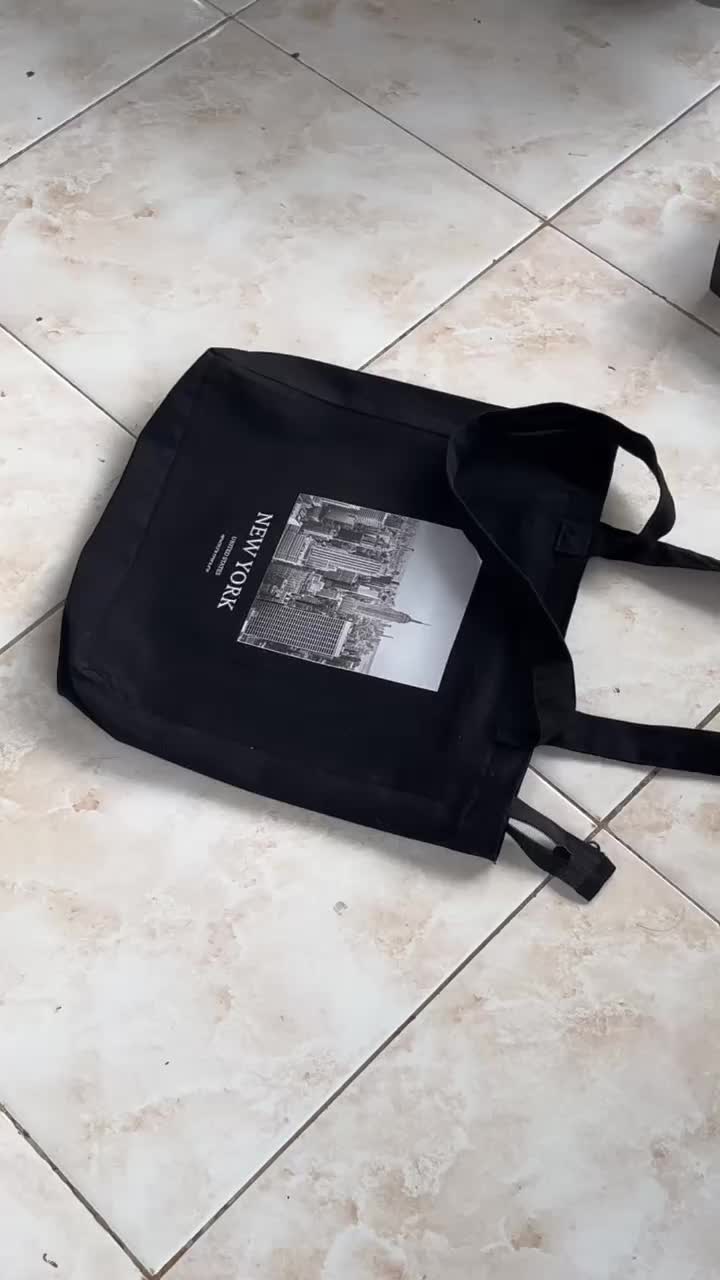 Tote bag Custom Kanvas Hitam Resleting Design Bebas - Tas Totebag Kuliah Pria Wanita