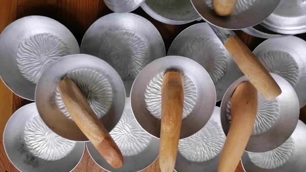 Cobek Aluminium Unik untuk Dapur Anda Bonus Ulekan Kitchenware