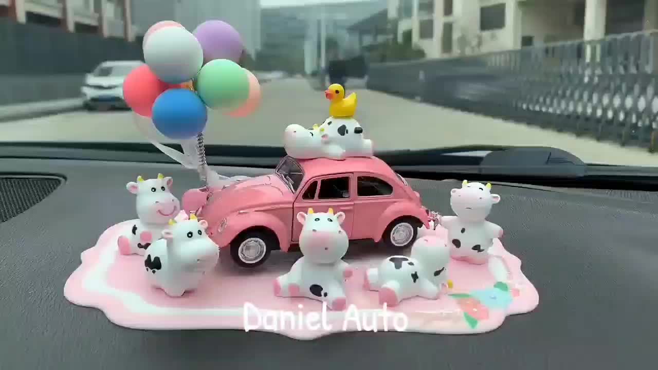 Hiasan Moo 6 in 1 hiasan dekorasi dashboard mobil sapi / cow