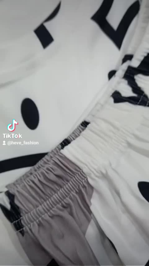 Setelan Baju Kaos Celana Anak Lengan Pendek Simpel Unisex Klasik Gambar Hewan Cow Lucu